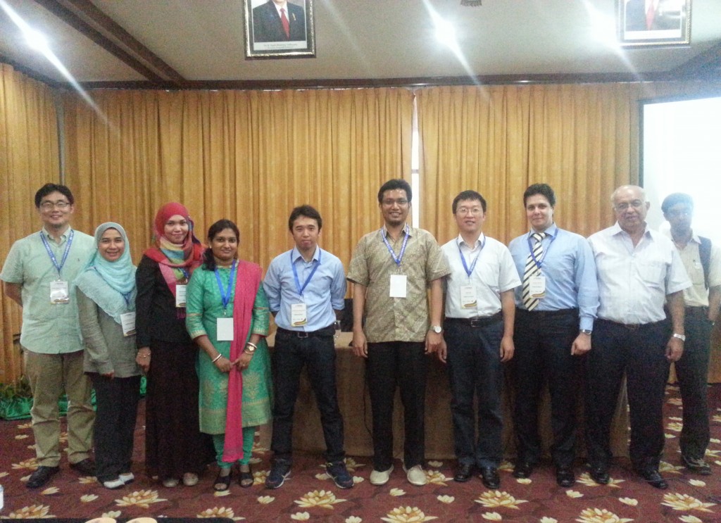 ieee_asia_pacific_conference_in_wireless_and_mobile_2014_indonesia_.jpg